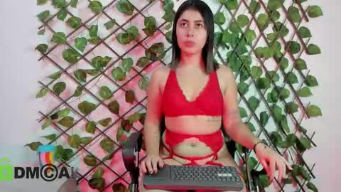 Snapshot of skarlet04 chatting on 09-19-25, 03:02 Skarlet online show from 09-19-25, 03:02