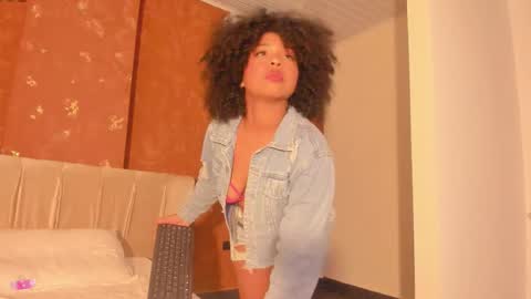 Skarlethill online show from 11-11-25, 03:34