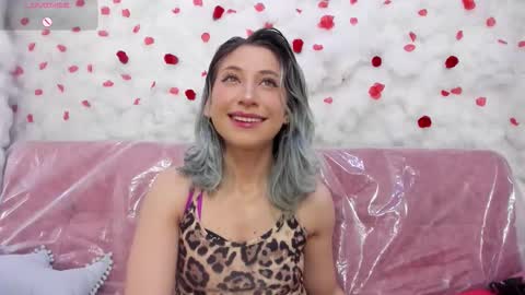 Skarlet  online show from 10-08-25, 06:33