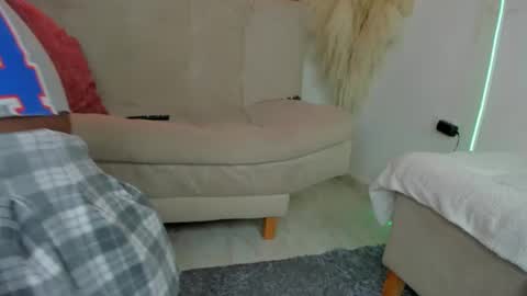 Skarlet online show from 01-18-25, 01:18