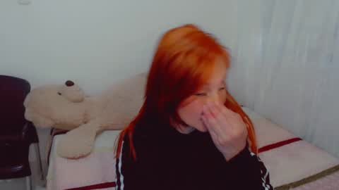 Arlett online show from 10-25-25, 04:02