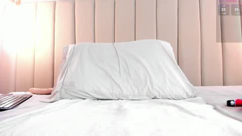 Snapshot of skarlett_monroee chatting on 12-02-24, 01:46 Skarlet online show from 12-02-24, 01:46