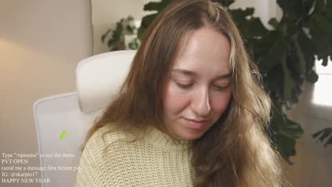 Im Scarlett  ONLINE  5pm-10pm NYC time  online show from 01-06-25, 07:13