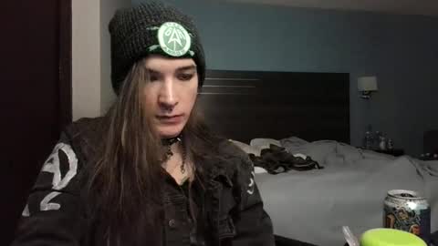 Snapshot of skater_1026 chatting on 12-16-25, 08:41 skater1026 OF online show from 12-16-25, 08:41