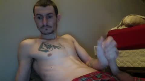 Snapshot of skaterpunk_1992 chatting on 07-12-26, 09:44 skaterpunk_1992 online show from 07-12-26, 09:44