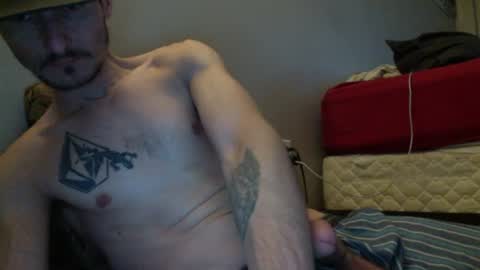Snapshot of skaterpunk_1992 chatting on 07-23-26, 10:08 skaterpunk_1992 online show from 07-23-26, 10:08