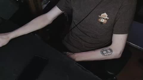 Snapshot of skhighwalker chatting on 12-16-25, 09:14 skhighwalker online show from 12-16-25, 09:14