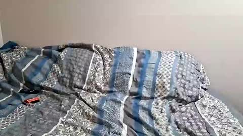 Skiniminitits online show from 02-18-26, 03:24