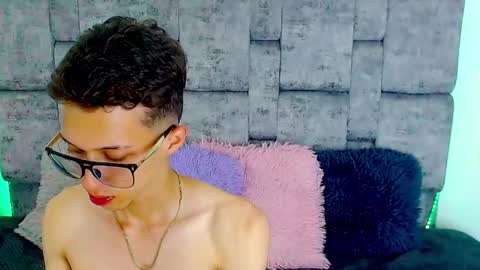 skinny_bigcock20 online show from 02-25-25, 10:39