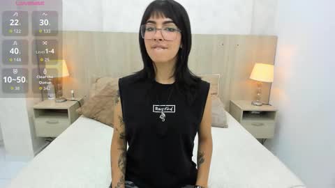 Snapshot of skinny_emily chatting on 09-20-25, 07:48 Emily Rojas online show from 09-20-25, 07:48