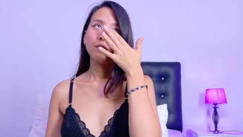 skinny_hottie18 online show from 03-31-26, 02:39