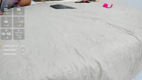 Isabela online show from 03-10-25, 02:37