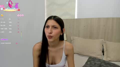 Lily online show from 03-05-25, 10:21