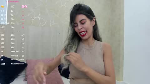 Noa online show from 02-28-25, 11:25