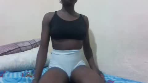 Munah online show from 10-19-25, 01:12
