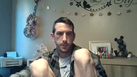 SkinnyBigCock2 online show from 04-08-26, 06:46