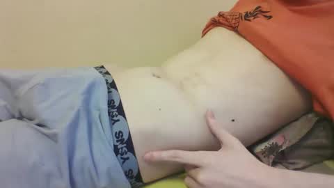 Snapshot of skinnycuteman chatting on 09-13-25, 12:38 skinnycuteb0y online show from 09-13-25, 12:38