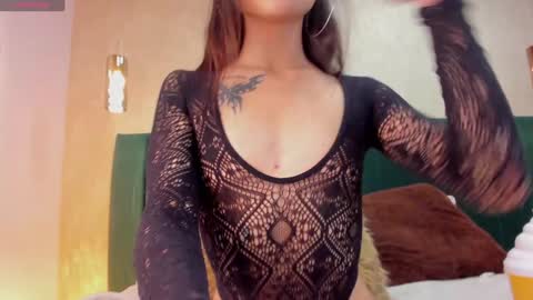 Mila online show from 01-04-25, 02:04