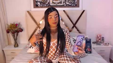 jesica online show from 11-21-25, 08:46