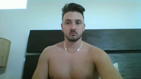 Snapshot of skinnyguylongdick1 chatting on 01-26-25, 05:02 skinnyguylongdick1 online show from 01-26-25, 05:02
