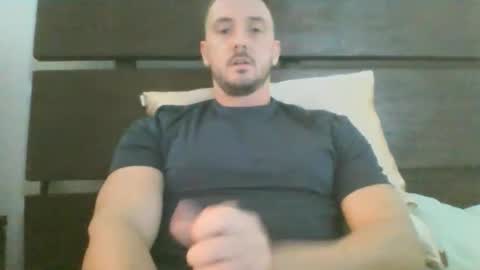Snapshot of skinnyguylongdick1 chatting on 10-21-25, 11:49 skinnyguylongdick1 online show from 10-21-25, 11:49