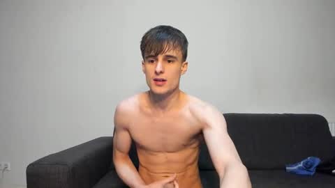 Snapshot of skinnyguywithbigd chatting on 12-25-24, 05:48 skinnyguywithbigd online show from 12-25-24, 05:48