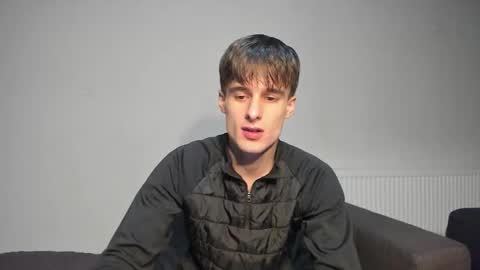 Snapshot of skinnyguywithbigd chatting on 09-22-25, 05:15 skinnyguywithbigd online show from 09-22-25, 05:15