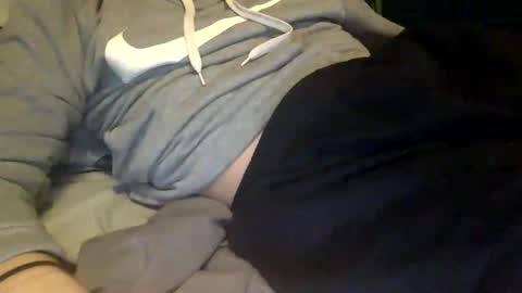 Snapshot of skinnypole6 chatting on 02-05-26, 05:06 skinnypole6 online show from 02-05-26, 05:06