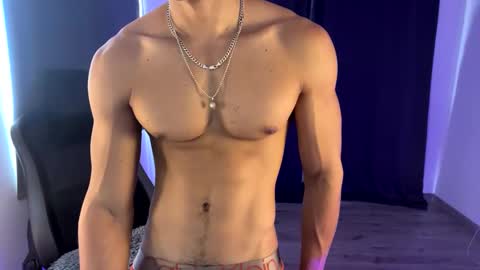 Liam Vokov online show from 02-28-25, 01:47