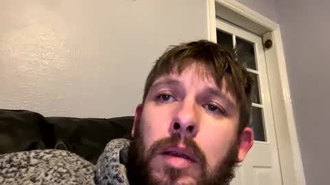 skuzzy25 online show from 12-26-24, 02:01