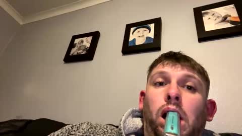 skuzzy25 online show from 01-19-25, 03:50