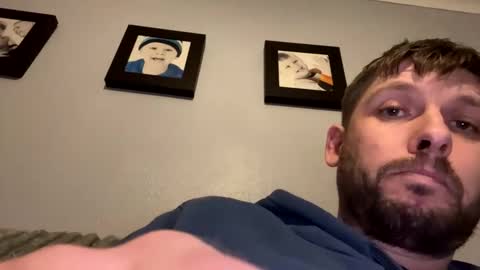 skuzzy25 online show from 03-07-25, 02:57