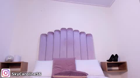 Snapshot of sky_caroline chatting on 02-15-25, 02:33 Sky Caroline online show from 02-15-25, 02:33