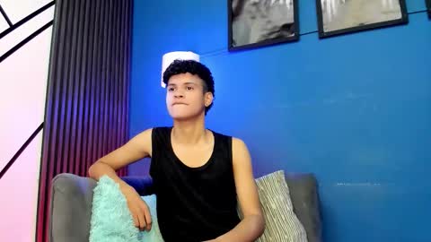 Snapshot of sky_rivers chatting on 11-29-25, 04:15 sky_rivers online show from 11-29-25, 04:15