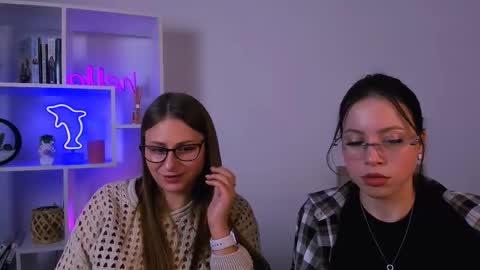 skye vexa online show from 11-11-25, 01:55