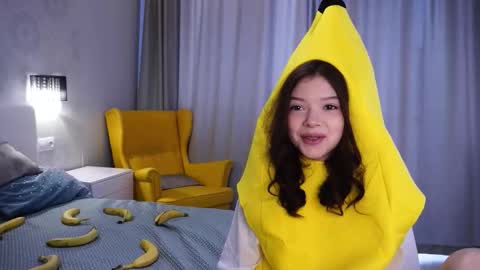 Amy online show from 12-15-25, 09:02