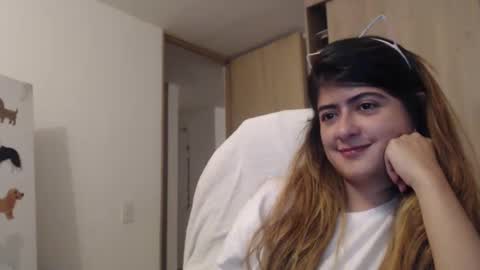 Skyler online show from 01-28-25, 05:11