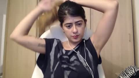 Skyler online show from 02-03-25, 03:53