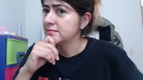 Skyler online show from 02-08-25, 05:29