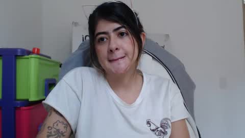 Skyler online show from 02-17-25, 06:04