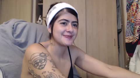 Skyler online show from 02-25-25, 01:41