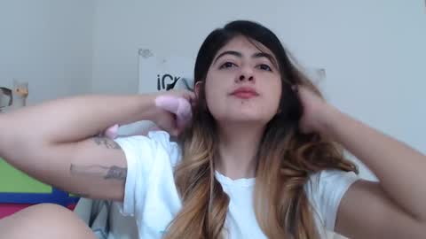 Skyler online show from 03-10-25, 06:01