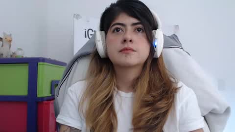 Skyler online show from 03-10-25, 09:07