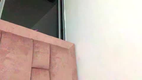 Skyler online show from 09-12-25, 01:49