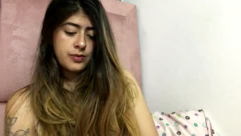 Skyler online show from 09-17-25, 02:24