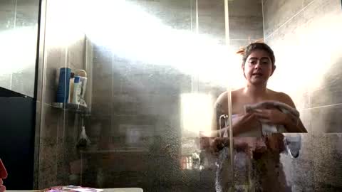 Skyler online show from 10-06-25, 09:34