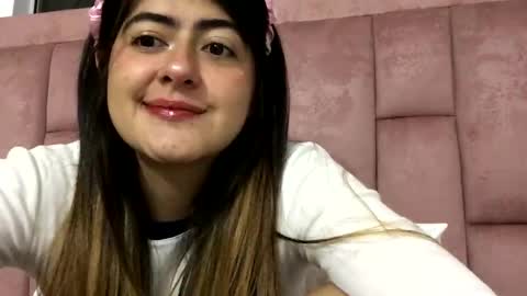 Skyler online show from 10-28-25, 02:59