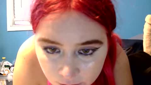 Snapshot of skylerrayy chatting on 11-09-25, 06:33 skylerrayy online show from 11-09-25, 06:33