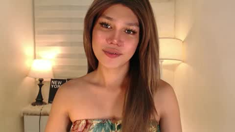 Snapshot of skyllerkent chatting on 01-17-25, 04:06 Sky online show from 01-17-25, 04:06