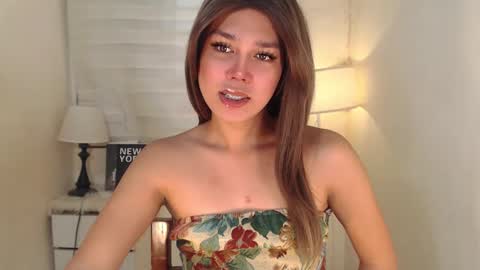 Snapshot of skyllerkent chatting on 02-14-25, 03:22 Sky online show from 02-14-25, 03:22